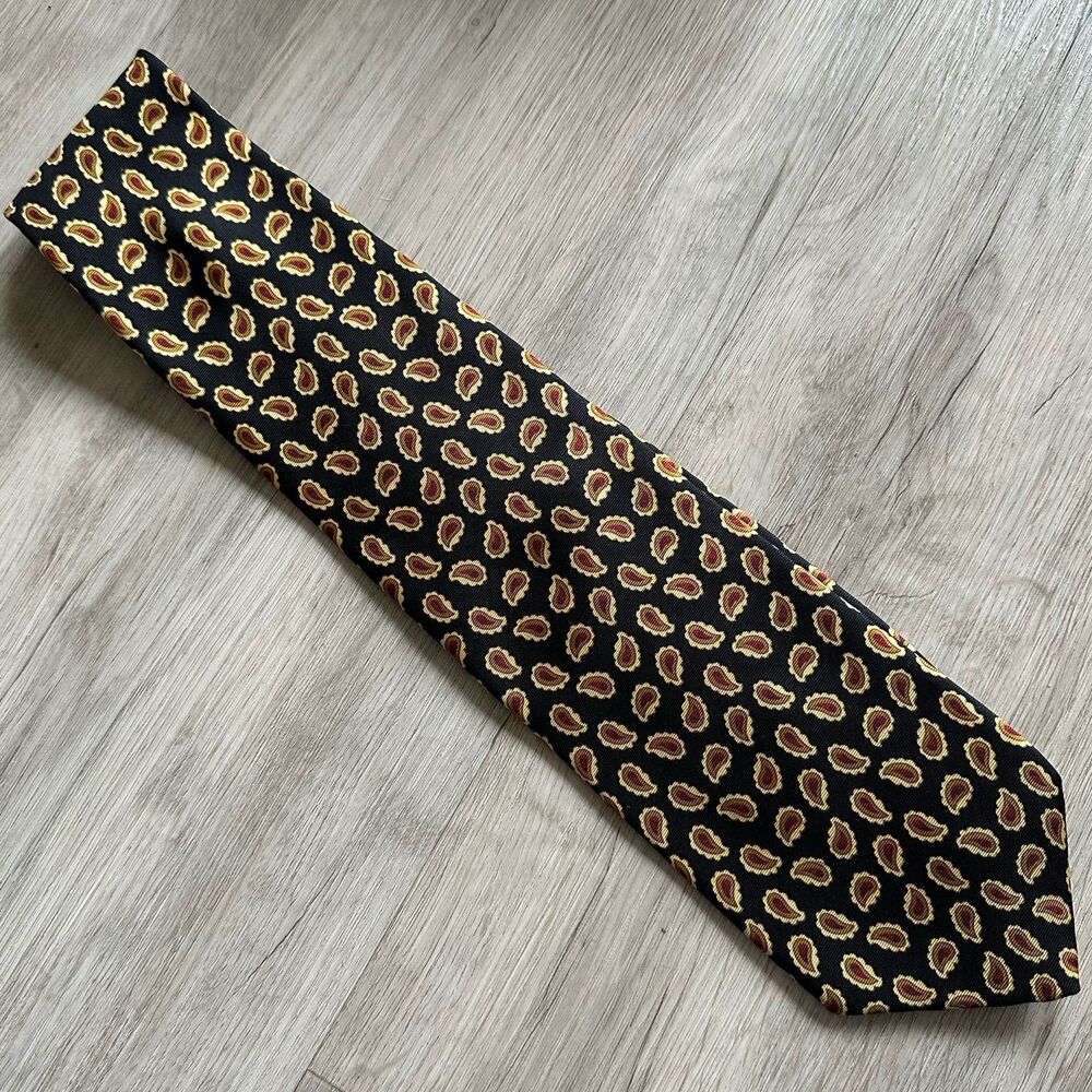 Vintage Y2K Brooks Brothers Makers Black Gold Red Paisley Print 100% Silk Tie